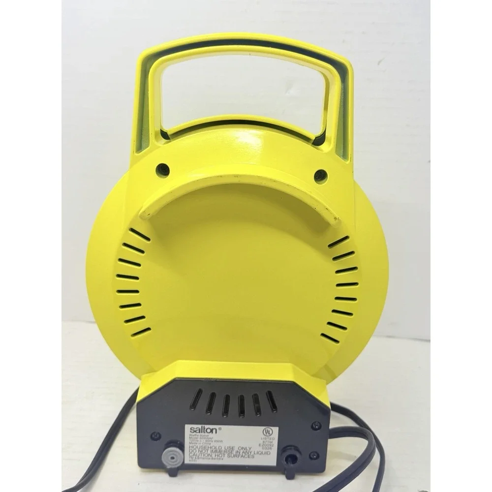 Vintage 2003 Salton Scooby-Doo Waffle Maker SD8WAF Yellow Tested Works